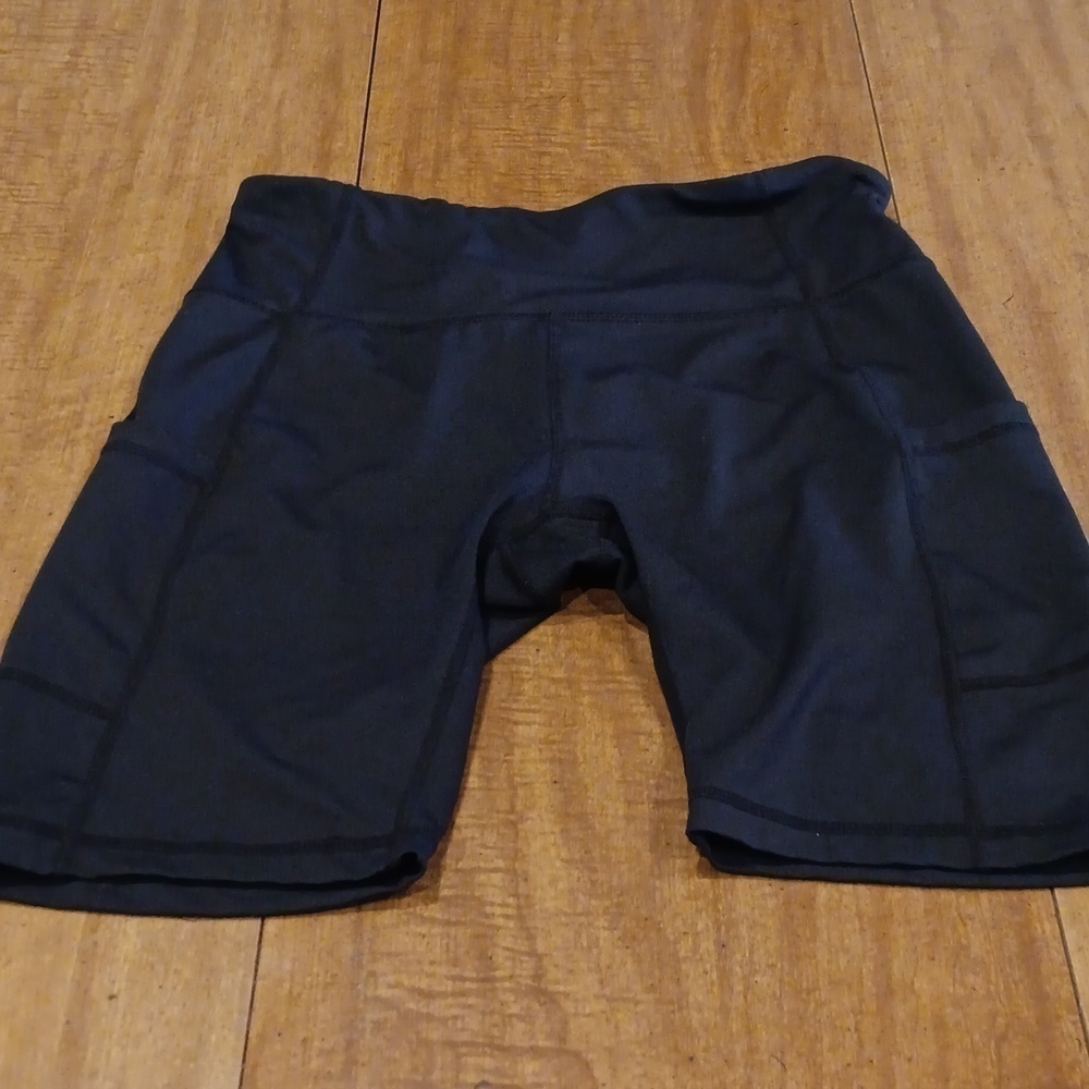 Baleaf shorts. Size L